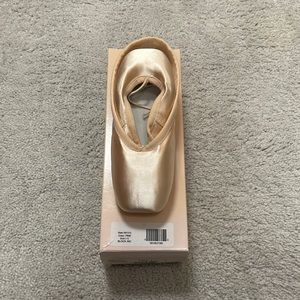 Bloch Serenade Pointe Shoe